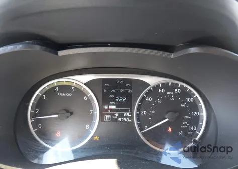 2025 Nissan Versa 1.6 S z USA, uszkodzony, nr VIN 3N1CN8DVXSL875310